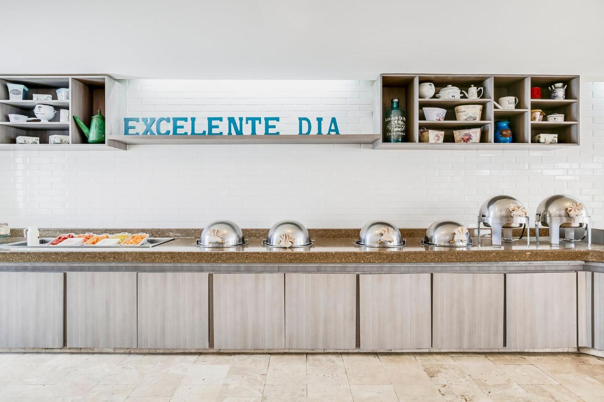 Fiesta Inn Torreon Galerias Extérieur photo