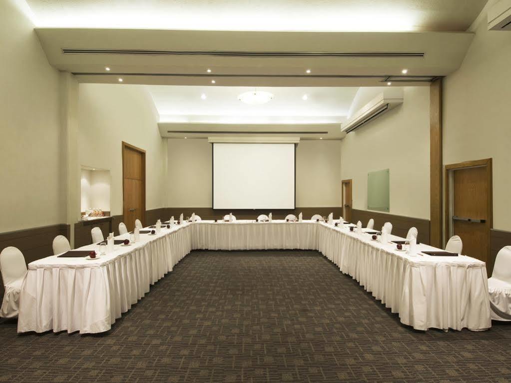 Fiesta Inn Torreon Galerias Extérieur photo